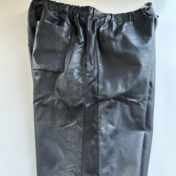 Barneys Black Leather Shorts Size L - Picture 3 of 5